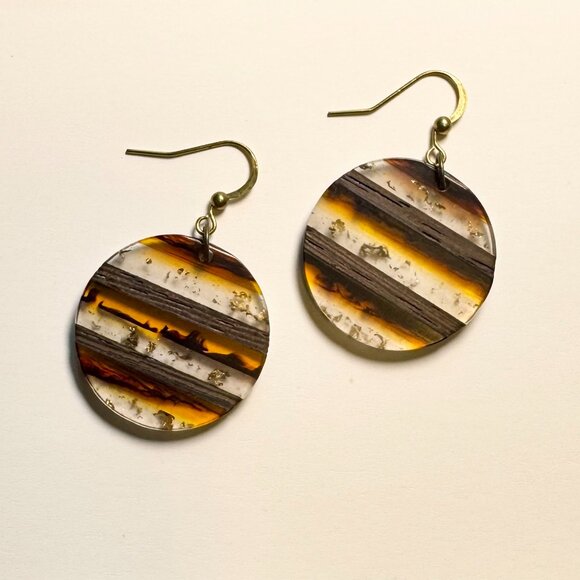 New Handmade Retro Walnut Gold Leaf Resin Boho Circle Earrings - Picture 2 of 7